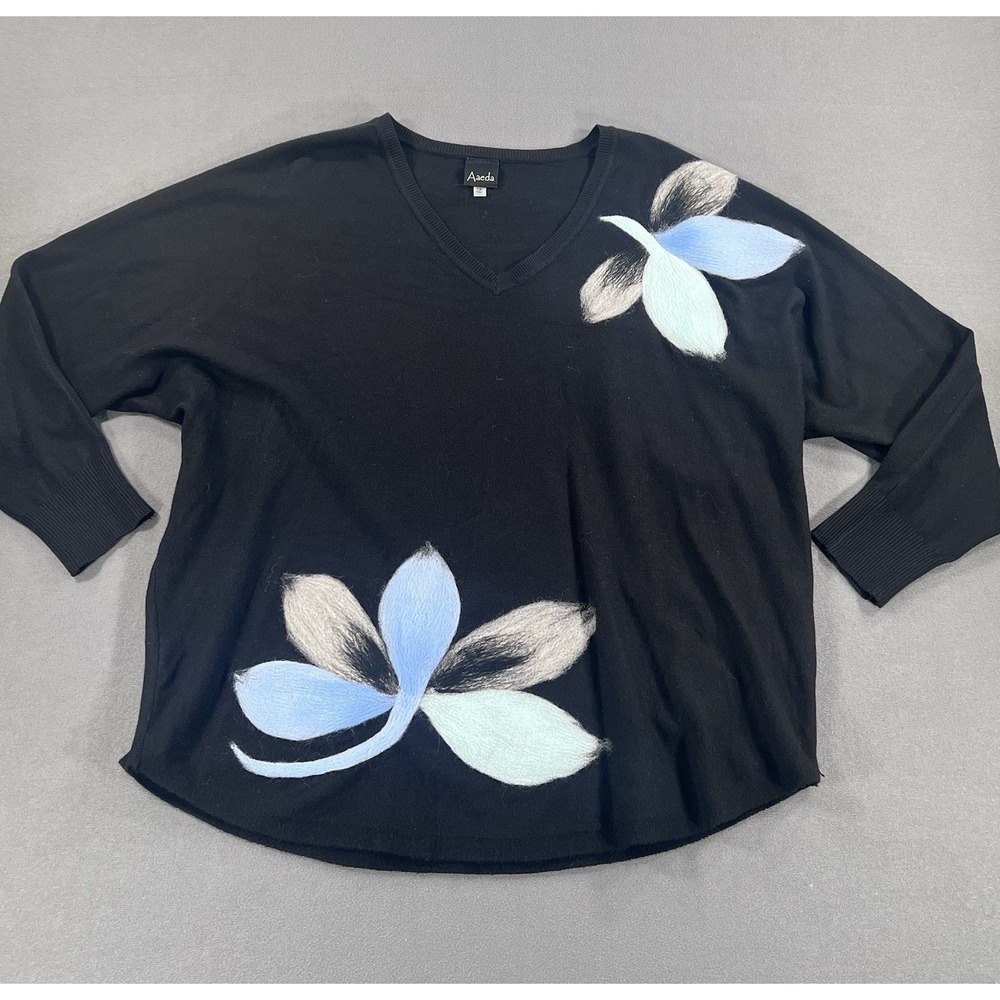 Aaeda Womens Felted Floral Dolman Sleeve V-Neck Sweater Black 1X Dark Romance